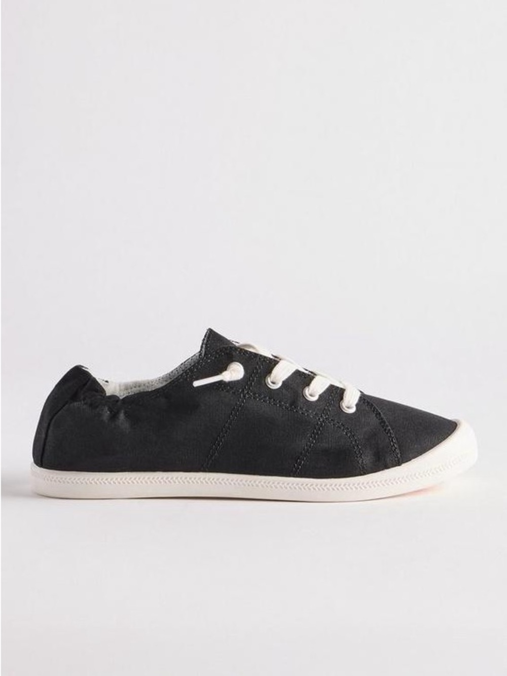 torrid Riley Ruched Sneaker (WW) - Picture 3 of 8